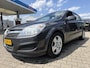 Opel Astra 1.6 Business, navigatie, cruisecontrol, airco, pdc, trekhaak, zeer nette auto, de distributieriem is in 2024 reeds vernieuwd !