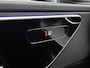 Mercedes-Benz C-klasse 200 AMG Sportpakket | Parkeerpakket met Camera | Alarm | Sfeerverlichting | Stoelverwarming | Car Play | LED | Inclusief 24 maanden Mercedes-Benz Certified garantie voor Europa.