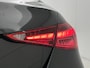 Mercedes-Benz C-klasse 200 AMG Sportpakket | Parkeerpakket met Camera | Alarm | Sfeerverlichting | Stoelverwarming | Car Play | LED | Inclusief 24 maanden Mercedes-Benz Certified garantie voor Europa.