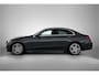 Mercedes-Benz C-klasse 200 AMG Sportpakket | Parkeerpakket met Camera | Alarm | Sfeerverlichting | Stoelverwarming | Car Play | LED | Inclusief 24 maanden Mercedes-Benz Certified garantie voor Europa.