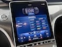 Mercedes-Benz C-klasse 200 AMG Sportpakket | Parkeerpakket met Camera | Alarm | Sfeerverlichting | Stoelverwarming | Car Play | LED | Inclusief 24 maanden Mercedes-Benz Certified garantie voor Europa.