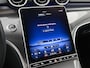 Mercedes-Benz C-klasse 200 AMG Sportpakket | Parkeerpakket met Camera | Alarm | Sfeerverlichting | Stoelverwarming | Car Play | LED | Inclusief 24 maanden Mercedes-Benz Certified garantie voor Europa.