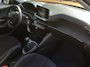 Peugeot 2008 ACTIVE PACK 1.2 Puretech 100pk Cruise & Climate control | Achteruitrijcamera | Navigatie via Apple/Android | Parkeersensoren | Bluetooth | LMV 16inch