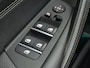 BMW 5-Serie Touring 520e High Executive-Comfortstoelen- Harman Kardon - Comfort/ Massage-HUD-Panorama-Trekhaak-Comfort access, digitaal dashboard HUD, Carplay, comfort stoelen
