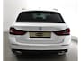 BMW 5-Serie Touring 520e High Executive-Comfortstoelen- Harman Kardon - Comfort/ Massage-HUD-Panorama-Trekhaak-Comfort access, digitaal dashboard HUD, Carplay, comfort stoelen