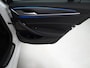 BMW 5-Serie Touring 520e High Executive-Comfortstoelen- Harman Kardon - Comfort/ Massage-HUD-Panorama-Trekhaak-Comfort access, digitaal dashboard HUD, Carplay, comfort stoelen