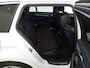 BMW 5-Serie Touring 520e High Executive-Comfortstoelen- Harman Kardon - Comfort/ Massage-HUD-Panorama-Trekhaak-Comfort access, digitaal dashboard HUD, Carplay, comfort stoelen