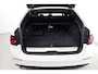 BMW 5-Serie Touring 520e High Executive-Comfortstoelen- Harman Kardon - Comfort/ Massage-HUD-Panorama-Trekhaak-Comfort access, digitaal dashboard HUD, Carplay, comfort stoelen