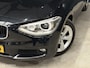 BMW 1-Serie 118i High Executive|Carplay|Panodak|Stoelverw.
