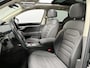 Volkswagen Touareg 3.0 TSi eHybrid 4MOTION Elegance / AUTOMAAT/ 381PK/ PANO/ TREKHAAK/ ACC/ MEMORY SEAT/ MASSAGE/ STOELVERWARM.+KOELING/ DODEHOEK/ PARK.SENSOR.V+A/ 360 CAMERA/ APP-CONNECT/ ELEK.ACHTERKLEP/ HEAD-UP/ KEYLESS/ 20'' LMV