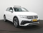 Volkswagen Tiguan 1.4 TSI eHybrid R-Line Business+ Automaat - Panoramisch schuif- kanteldak - Trekhaak - Navigatie - Leer - Side Assist - Stoelverstelling elektrisch