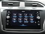 Volkswagen Tiguan 1.4 TSI eHybrid R-Line Business+ Automaat - Panoramisch schuif- kanteldak - Trekhaak - Navigatie - Leer - Side Assist - Stoelverstelling elektrisch