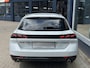 Peugeot 508 SW 1.6 HYbrid 180 GT | Facelift Model | Meest Complete Uitvoering | Volledig Lederen Bekleding | Glazen Panorama Schuif-/Kanteldak | Stoelverwarming & Massage | Plug-In Hybride Automaat | 360 Graden Camera | Navigatie | Climate Control | Adaptieve Cruise Control | Keyless Entry | Elektrische Kofferklep | 18" Lichtmetalen Velgen |
