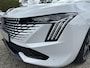 Peugeot 508 SW 1.6 HYbrid 180 GT | Facelift Model | Meest Complete Uitvoering | Volledig Lederen Bekleding | Glazen Panorama Schuif-/Kanteldak | Stoelverwarming & Massage | Plug-In Hybride Automaat | 360 Graden Camera | Navigatie | Climate Control | Adaptieve Cruise Control | Keyless Entry | Elektrische Kofferklep | 18" Lichtmetalen Velgen |