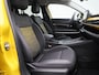 Jeep Avenger 54kWh Altitude | Airconditioning | Licht metalen velgen 18 inch | Cruise control Adaptive | Navigatie | Half lederen bekleding zwart | LED koplampen | Park Distance Control voor en achter | Achteruitrijcamera |
