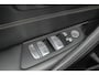 BMW 5-Serie 520i 184pk M-sport Schuifdak *BTW* Comfortstoelen Individual Sfeerverlichting NLauto 1e Eigenaar