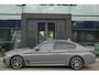 BMW 5-Serie 520i 184pk M-sport Schuifdak *BTW* Comfortstoelen Individual Sfeerverlichting NLauto 1e Eigenaar