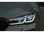 BMW 5-Serie 520i 184pk M-sport Schuifdak *BTW* Comfortstoelen Individual Sfeerverlichting NLauto 1e Eigenaar