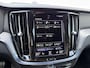 Volvo V60 2.0 T6 AWD Recharge R-Design | Bowers & Wilkins Audio | Schuif-/Kanteldak| Nappaleder | Stoelventilatie | 360 Camera | Lichtmetalen Velgen 19 inch | Keyless Entry | Elektrisch Verstelbare Voorstoelen | Elektrische Achterklep | Navigatie
