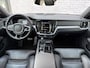 Volvo V60 2.0 T6 AWD Recharge R-Design | Bowers & Wilkins Audio | Schuif-/Kanteldak| Nappaleder | Stoelventilatie | 360 Camera | Lichtmetalen Velgen 19 inch | Keyless Entry | Elektrisch Verstelbare Voorstoelen | Elektrische Achterklep | Navigatie