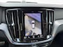 Volvo V60 2.0 T6 AWD Recharge R-Design | Bowers & Wilkins Audio | Schuif-/Kanteldak| Nappaleder | Stoelventilatie | 360 Camera | Lichtmetalen Velgen 19 inch | Keyless Entry | Elektrisch Verstelbare Voorstoelen | Elektrische Achterklep | Navigatie