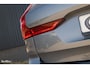 Volvo XC60 2.0 T5 R-Design | Adaptieve cruise | Zwenkbare trekhaak | Panoramadak | Blis |