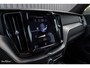 Volvo XC60 2.0 T5 R-Design | Adaptieve cruise | Zwenkbare trekhaak | Panoramadak | Blis |