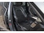Volvo XC60 2.0 T5 R-Design | Adaptieve cruise | Zwenkbare trekhaak | Panoramadak | Blis |