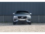 Volvo XC60 2.0 T5 R-Design | Adaptieve cruise | Zwenkbare trekhaak | Panoramadak | Blis |