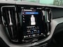 Volvo XC60 2.0 T8 Plug-in hybrid AWD Ultra Black Edition Automaat / Luchtvering / Bowers & Wilkins audio / Gelaagde zijruiten / 360* camera / Massage voorstoelen / Trekhaak / Privacy Glass