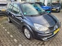 Renault Scenic 2.0-16V Tech Line Automaat | Navi | Xenon | Autom. Airco | Cruise Control | LMV | Elekt. Ramen | Trekhaak | APK tot 03-04-2027!