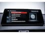 BMW X1 xDrive25e High Executive Org.NL|Pano-dak|Leder|Trekhaak|Camera|HuD|19''