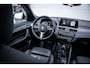 BMW X1 xDrive25e High Executive Org.NL|Pano-dak|Leder|Trekhaak|Camera|HuD|19''