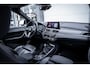 BMW X1 xDrive25e High Executive Org.NL|Pano-dak|Leder|Trekhaak|Camera|HuD|19''