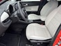 Fiat 600 600e La Prima 54 kWh | Navigatie | Achteruitrijcamera | Stoelverwarming | Keyless Entry