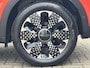 Fiat 600 600e La Prima 54 kWh | Navigatie | Achteruitrijcamera | Stoelverwarming | Keyless Entry