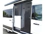 Volkswagen Crafter Grand California 600 4 persoons Camper ABS, Buitendouche, 2 dakluiken, Truma luifel, navi, pilootstoelen, electrische instaptrap,koelkast met diepvries,  regensensoren adaptive cruisec, trekhaak, verwarmde buitenspiegels, eps, grote beurt bij aflevering!