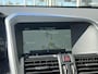 Volvo XC60 2.0 T5 FWD R-Design / Automaat / Open-Panodak / 245 PK / Half-Leder Half-Alcantara / Cruise-Control / Stoelverwarming / Climate-Control / Armsteun V+A / Radio-Bluetooth / Navi / 18'' LMV / ENZ.