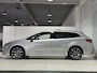 Toyota Corolla Touring Sports 2.0 Hybrid Executive | GR Sport Pack | Panoramadak | Heads Up Display | Stoelverwarming V+A | JBL |