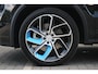 Lynk & Co 01 Plug-in Hybrid | Panoramisch schuif-/kanteldak | Adaptieve cruise control | Keyless | Verwarmbare voorstoelen | 20 inch velgen | 360 Camera |
