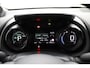 Toyota Yaris 1.5 Hybrid Executive Origineel Nederlands | LED koplampen | Dodehoek detectie | Voorstoelen verwarmd |