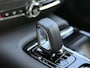 Volvo V60 2.0 T6 Plug-in hybrid AWD Essential Bright | Leder | Adaptieve cruise | BLIS | Stoelverwarming voor en achter | Stuurverwarming | Trekhaak |