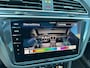 Volkswagen Tiguan 1.4 TSI 3x R-Line Business+ Pano | IQ-Lights | 360camera | Trekhaak | Head up | Sfeer! Vol opties