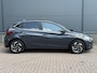 Hyundai i20 1.0 T-GDI Premium Sky / Dealer Onderhouden / Schuif Kantel Dak / Keyless / Stoel+Stuur Verwarming / Apple Carplay&Android Auto / Bose Audio / Navigatie /