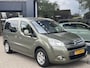 Citroën Berlingo 1.6i 120 PK Multispace | Unieke 1e Eigenaarsauto met 92.000 KM | Volledig Onderhouden | Nette Staat | Ruime Hoogzitter MPV | Climate Control | Trekhaak 1300 KG | Cruise Control | Parkeersensoren | Lichtmetalen Velgen | 2x Zijschuifdeur | Mistlampen | Achterruit apart te openenen | Automatische Verlichting | Elektrisch Pakket |