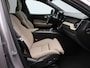 Volvo XC60 T6 350PK Plug-in hybrid AWD Plus Dark / Panoramisch Dak / Head-Up / 360gr Camera / Stuur+Stoel+Achterbank Verwarming / 20" / Elekt. Verstelbare Stoelen /  Alarm / Extra Getint Glas /
