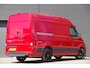 Volkswagen Crafter 35 2.0 TDI L3H3 177PK AUT. LED, GEV. ERGO COMFORT STOEL, STOELVERWARMING, CLIMA, VOORRUIT VERWARMING, CRUISE, MF STUURWIEL, NAVI