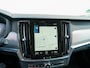 Volvo V90 2.0 B4 190pk Automaat Inscription | Panoramadak | Zwart leder | Massage | Pilot Assist | Trekhaak