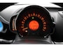 Toyota Aygo 1.0 VVT-i x-cite | Airco | Parkeercamera | Lichtmetalen velgen | Groot media scherm |