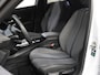 Peugeot e-2008 EV Allure Avantage 54 kWh 156PK | 1ste eigenaar | AppleCarPlay/AndroidAuto | Climate Control | Adaptive Cruise Control | 360'Camera | Keyless | FULL LED | Navigatie | LMV | Parkeersensoren | Privacy Glass | Isofix |